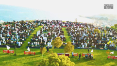 أهالي يافا يؤدون صلاة عيد الأضحى المبارك في متنزه العجمي 